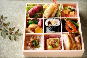 集いの場に、春の心配りを｜季節のお弁当